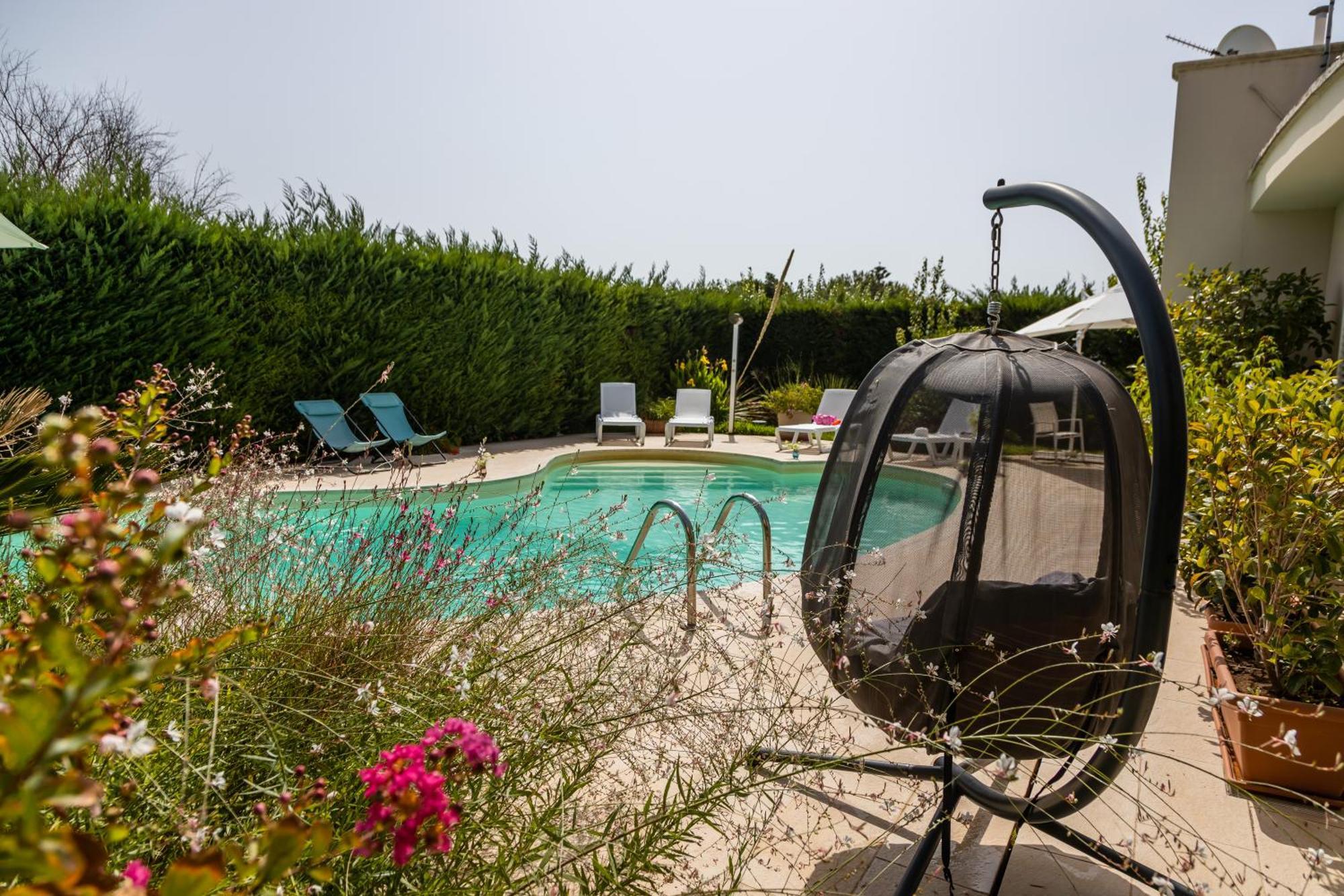 La Collina Di Montegrappa - Suites With Heated Private Pool - Suites With Shared Pool Tuglie Extérieur photo