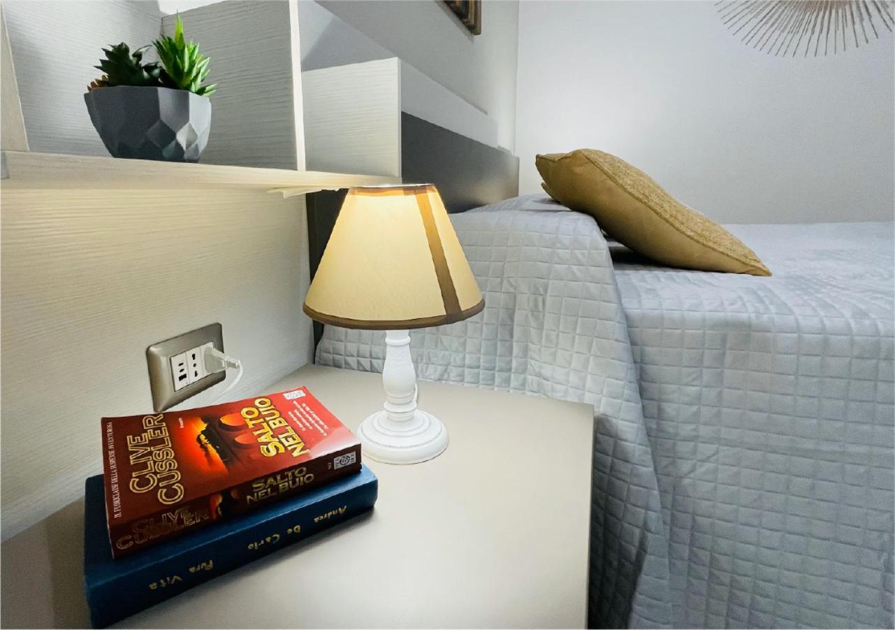 La Collina Di Montegrappa - Suites With Heated Private Pool - Suites With Shared Pool Tuglie Extérieur photo
